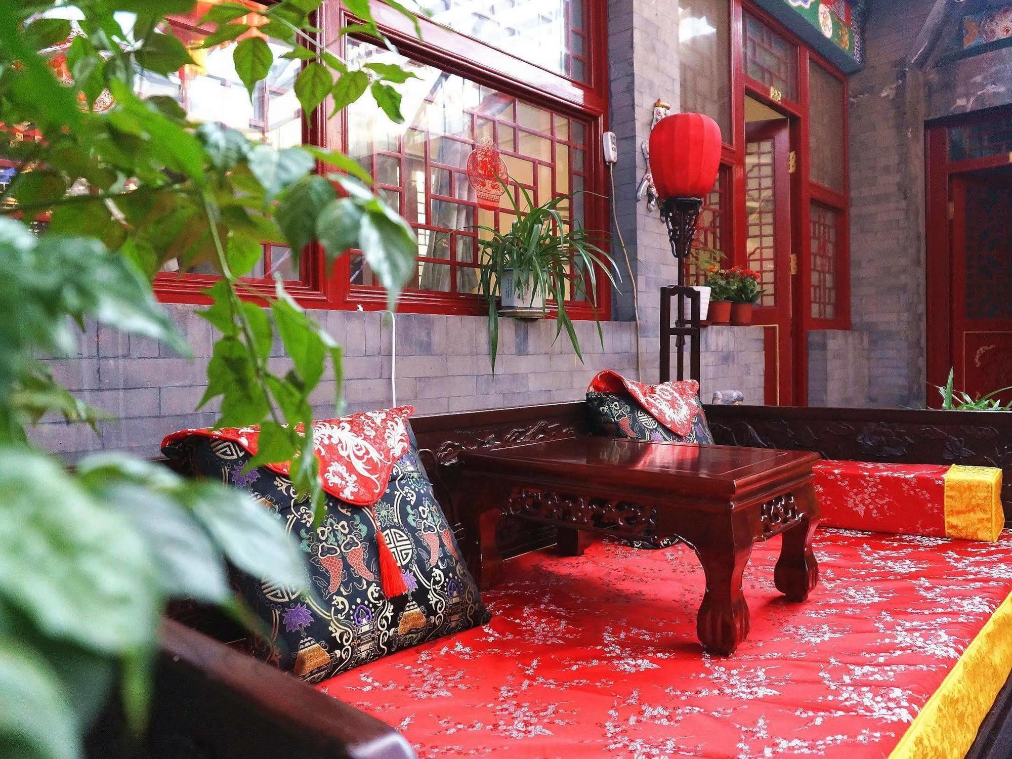 Templeside Deluxe Hutong 2*