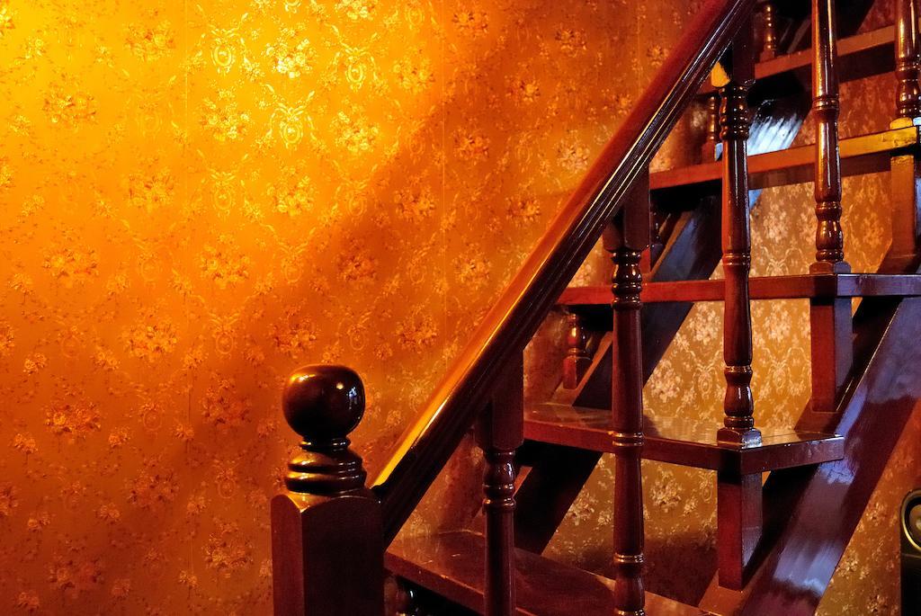 Templeside Deluxe Hutong 2*